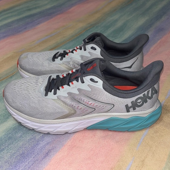 Athletic_Shoes